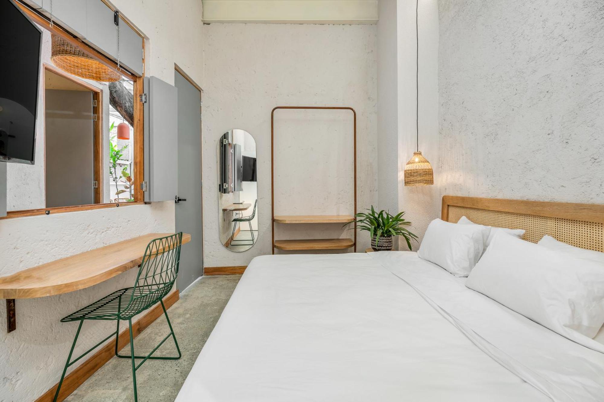 Botanica Casa Hotel Manila By Housy Host เมเดยิน ภายนอก รูปภาพ