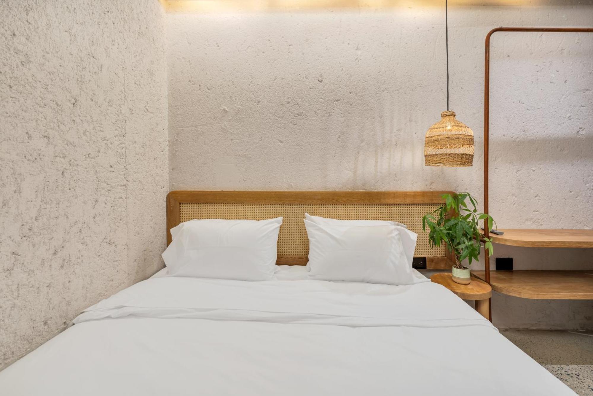 Botanica Casa Hotel Manila By Housy Host เมเดยิน ภายนอก รูปภาพ