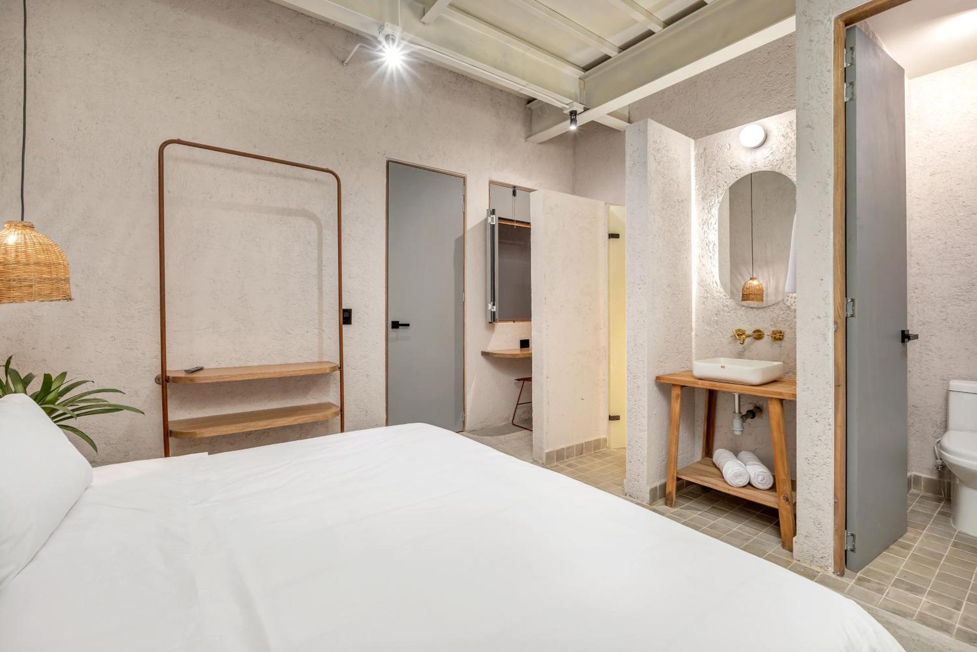 Botanica Casa Hotel Manila By Housy Host เมเดยิน ภายนอก รูปภาพ