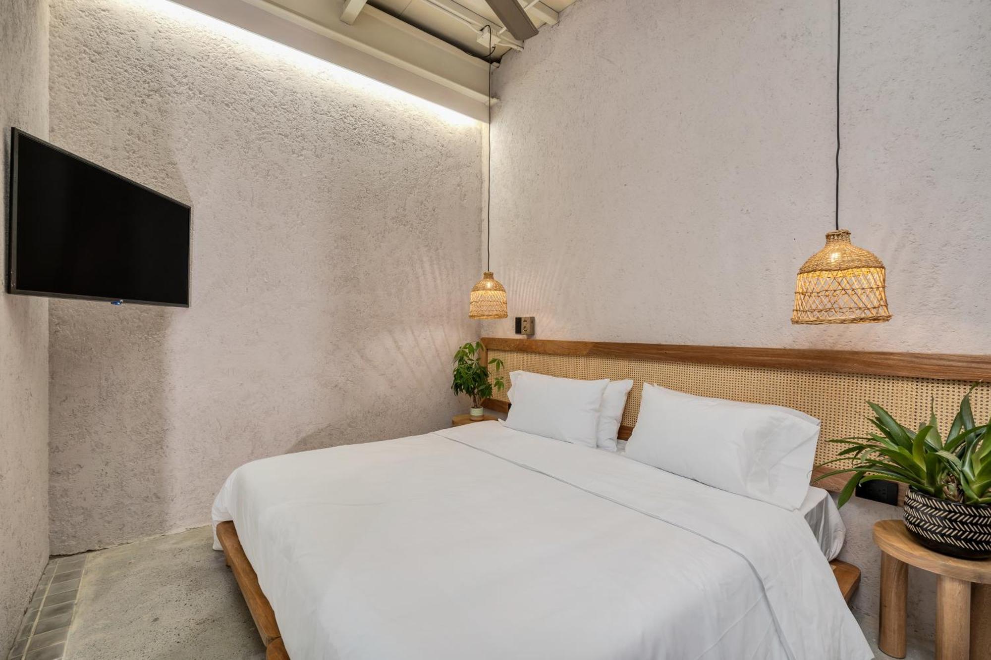 Botanica Casa Hotel Manila By Housy Host เมเดยิน ภายนอก รูปภาพ